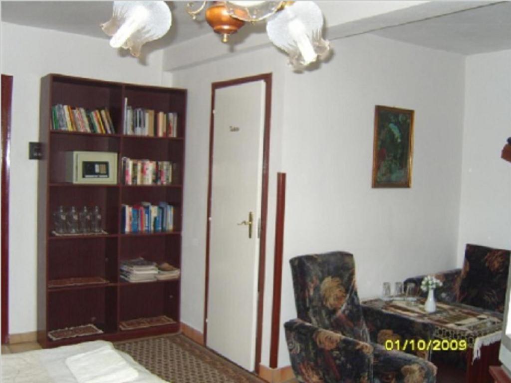 Lillafuered Kapuja Hotel Miskolc Ngoại thất bức ảnh