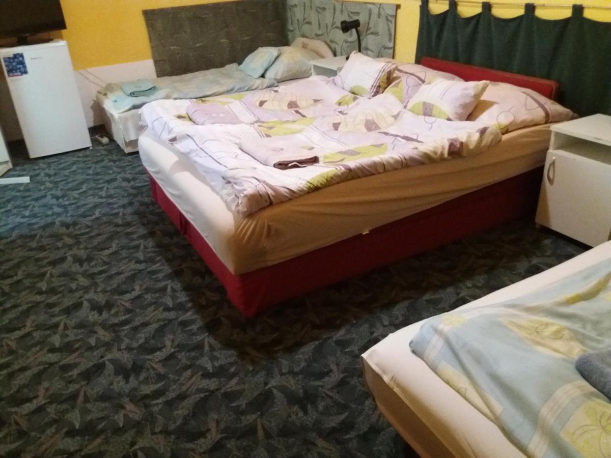 Lillafuered Kapuja Hotel Miskolc Ngoại thất bức ảnh